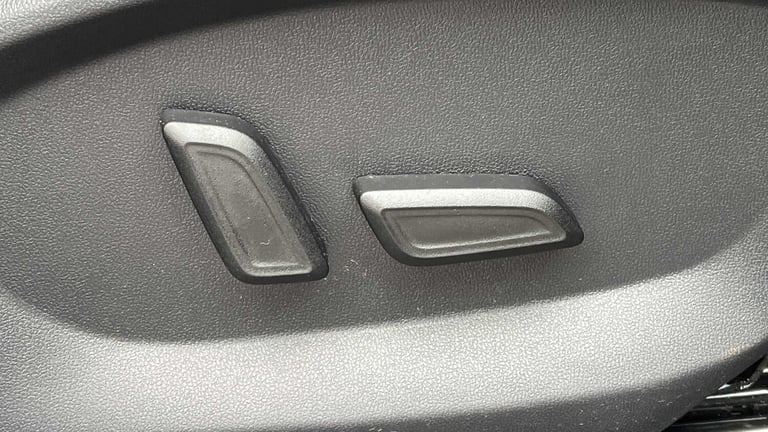 2025 MG MG HS 1.5 T-GDI SE 5dr Hatchback Petrol Manual