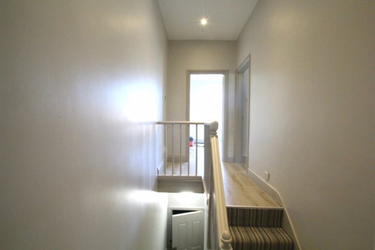 Hane Estate Agents offer a stylish, newly refurbished one-bedroom flat on the first floor. 