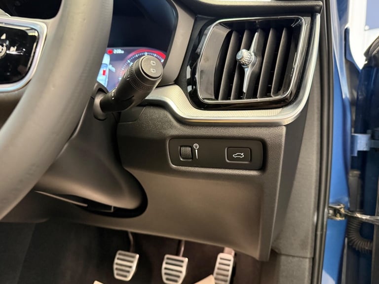 2019 Volvo V60 2.0 D3 R-Design Euro 6 (s/s) 5dr ESTATE Diesel Manual