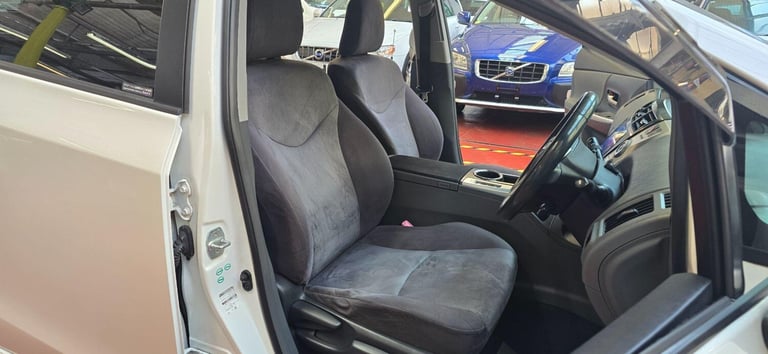 2011 Toyota Prius+ 7 SEATS +MODELESTA BODY KIT+AUTO ANDROID  Petrol/Electric Hybrid Automatic