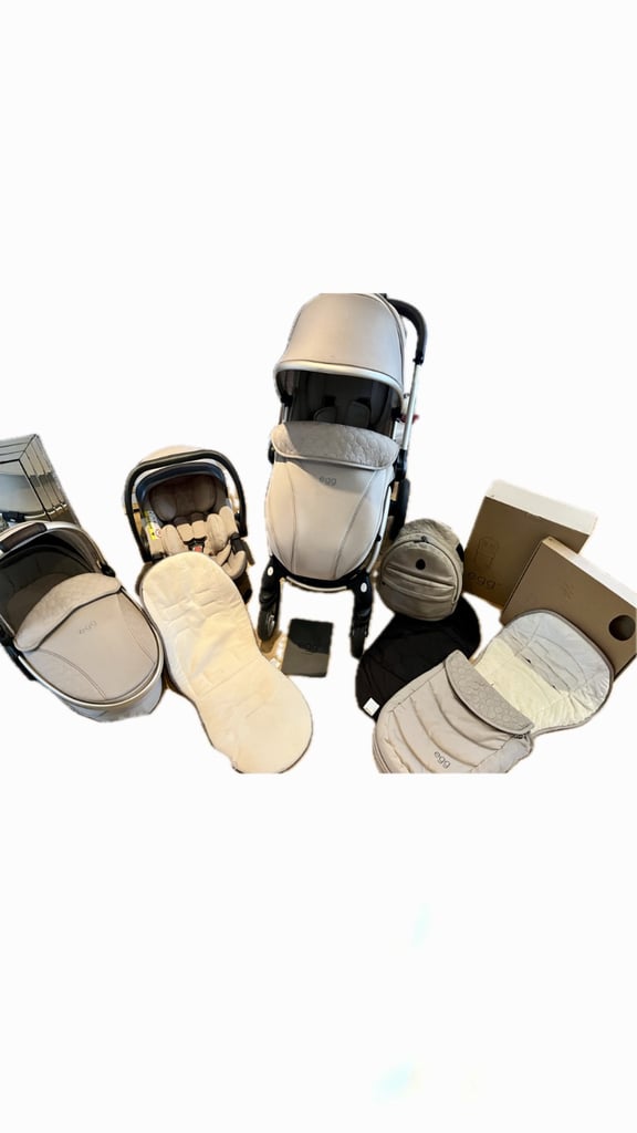 Egg 2 Pram Travel System colour feather 