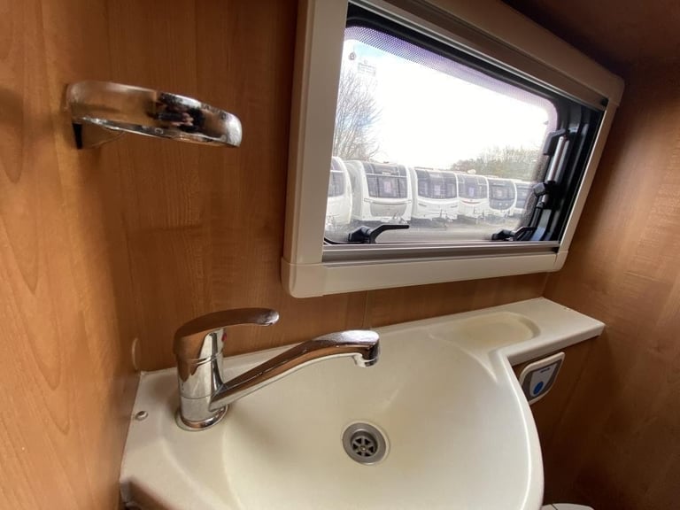 2011 AUTO-TRAIL FRONTIER MOHAWK LUXURY MOTORHOME