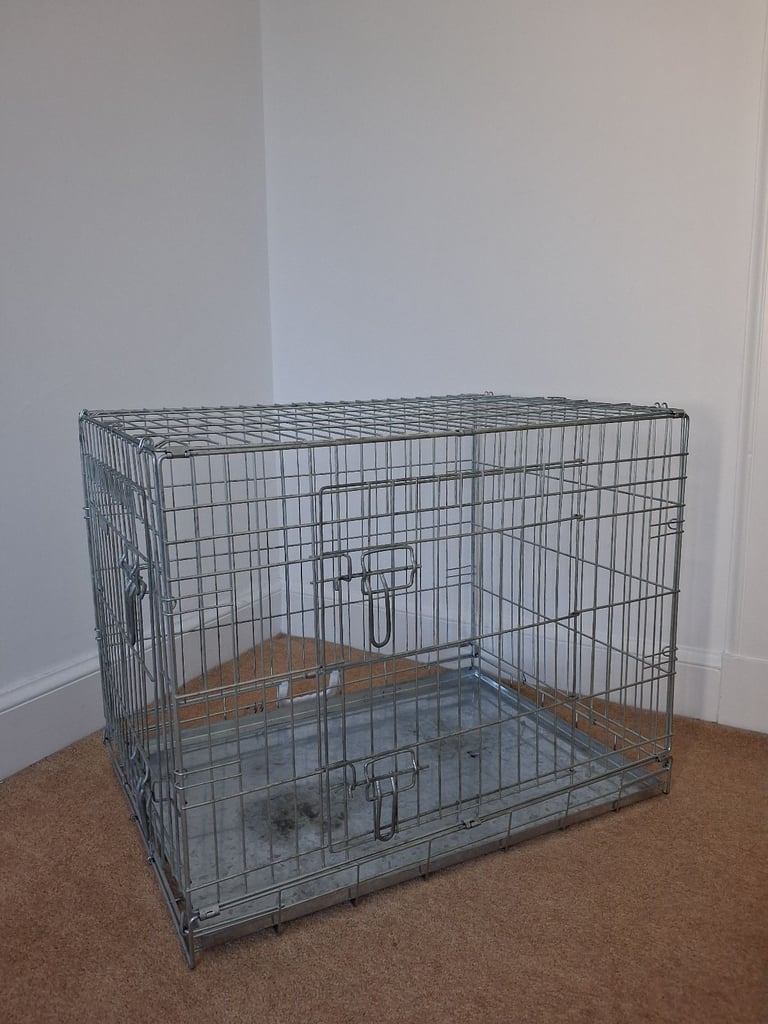 Medium dog crate