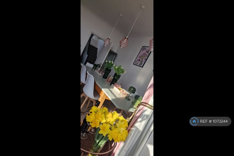 3 bedroom flat in Prospect Terrace, Ramsgate, CT11 (3 bed) (#1073244)