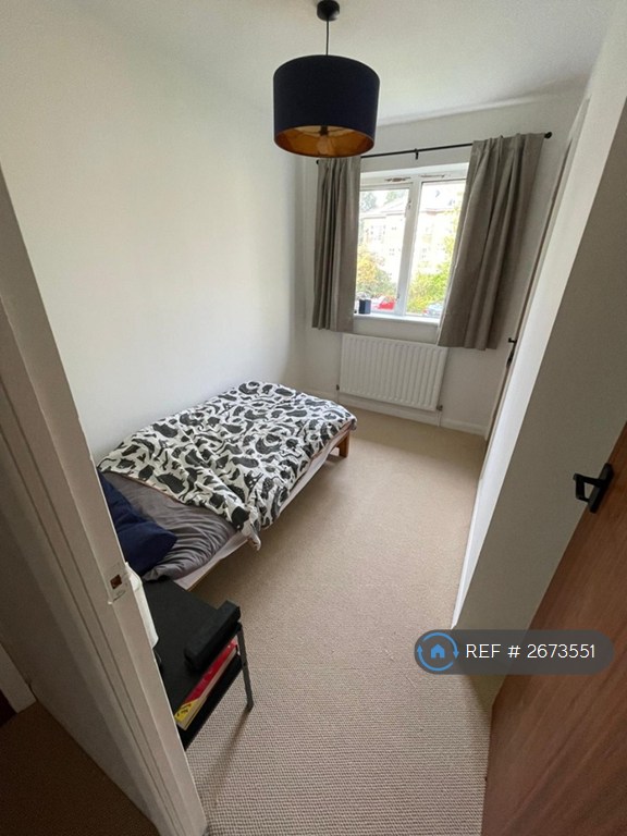 4 bedroom house in Holland Drive, London, SE23 (4 bed) (#2673551)