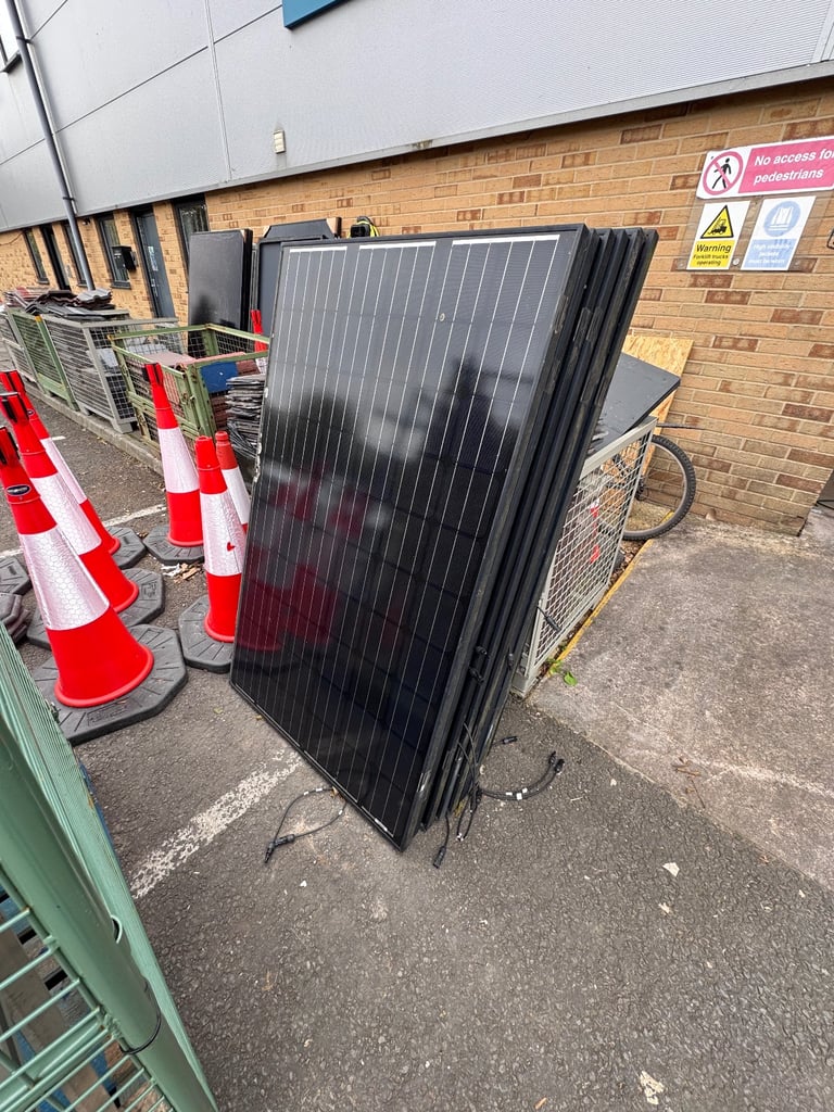 Solar panels 2nd hand 250 Axitec panels 