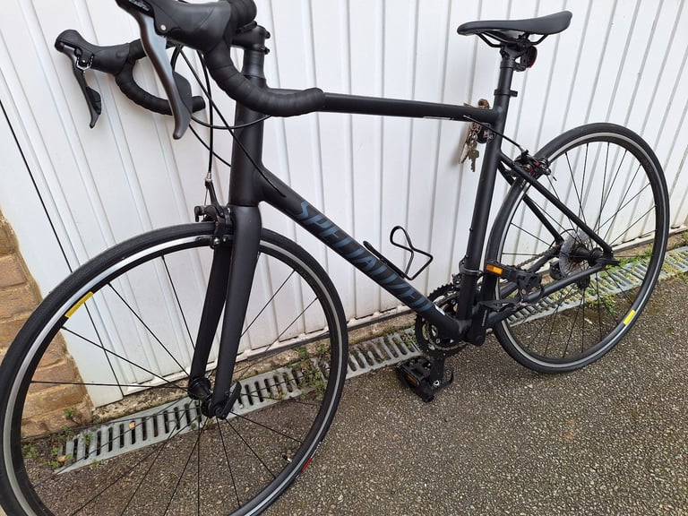 Lightweight road bike