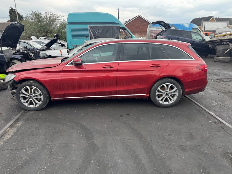 Breaking for parts Mercedes c class estate 2016 2.1d auto
