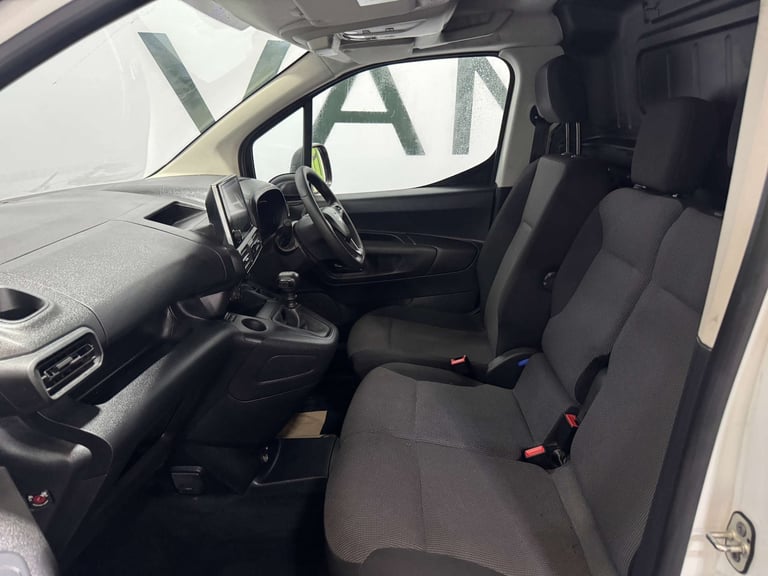 2021 Vauxhall Combo 1.5 Combo 2300 Sportive TD Panel Van Diesel Manual