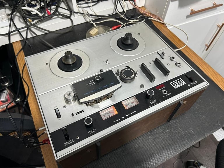 Akai 4000D Three head reel to reel tape recorder in working order