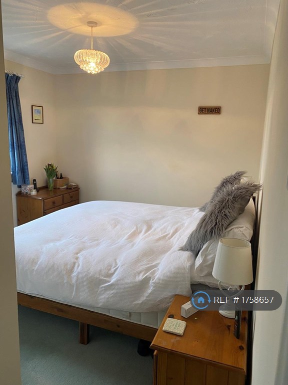4 bedroom house in Horn Lane, Stony Stratford, Milton Keynes, MK11 (4 bed) (#1758657)