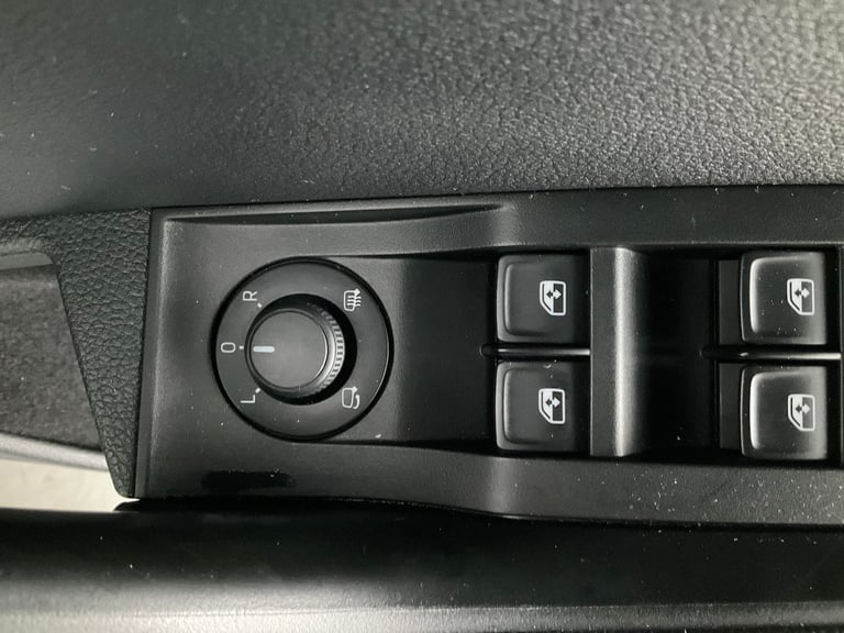 2018 Skoda Superb 1.4 TSI ACT SE Hatchback 5dr Petrol Manual Euro 6 (s/s) (150 ps) - PARK SEN Hat...