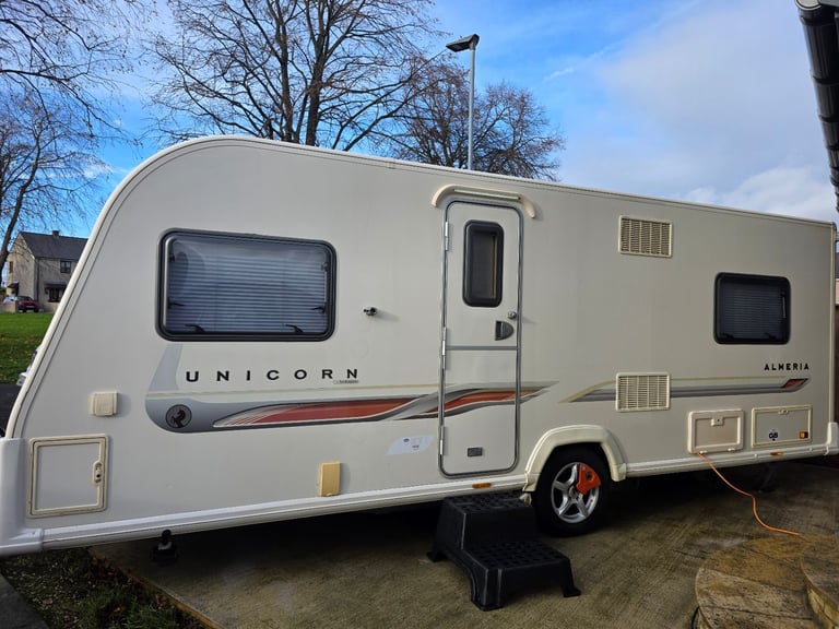 2011 bailey unicorn almeria fixed bed mover all season awning alde wet central heating