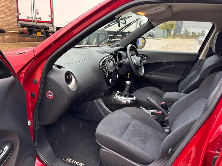2014 Nissan Juke 1.6 N-Tec 5dr HATCHBACK Petrol Manual