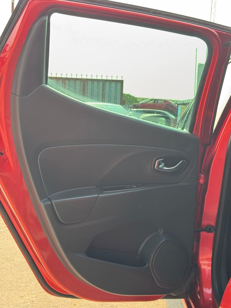 2014 Renault Clio 1.2 DYNAMIC AUTO  Hatchback Petrol Automatic