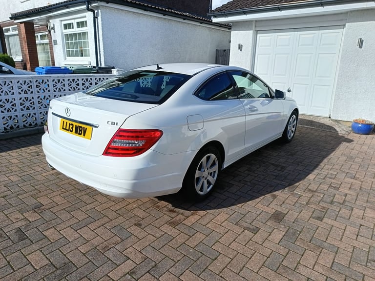 MERCEDES BENZ C220d CDI BLUE EFFICIENCY