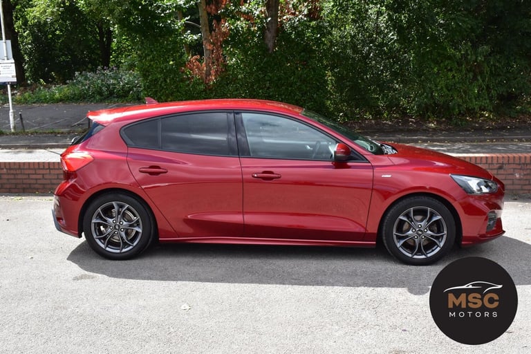 2018 Ford Focus 1.0T EcoBoost ST-Line Hatchback 5dr Petrol Manual Euro 6 (s/s) (125 ps) Hatchback...