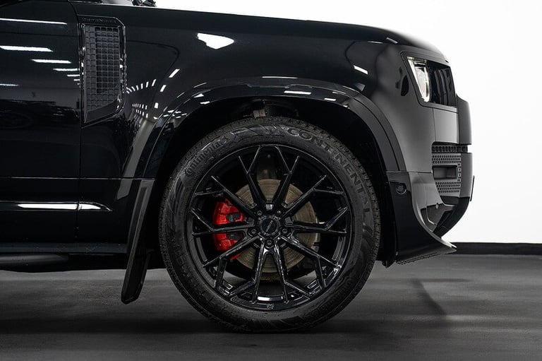 2024 Land Rover Defender 3.0 D250 X-Dynamic HSE 90 3dr Auto ESTATE DIESEL Automatic