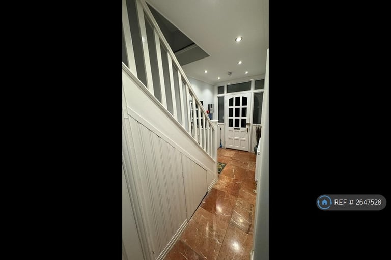 1 bedroom in London, London, UB6 (#2647528)