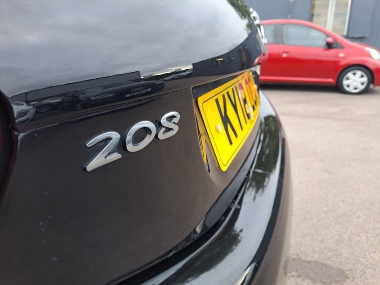 2018 Peugeot 208 1.2 PureTech Tech Edition Euro 6 (s/s) 5dr HATCHBACK Petrol Manual