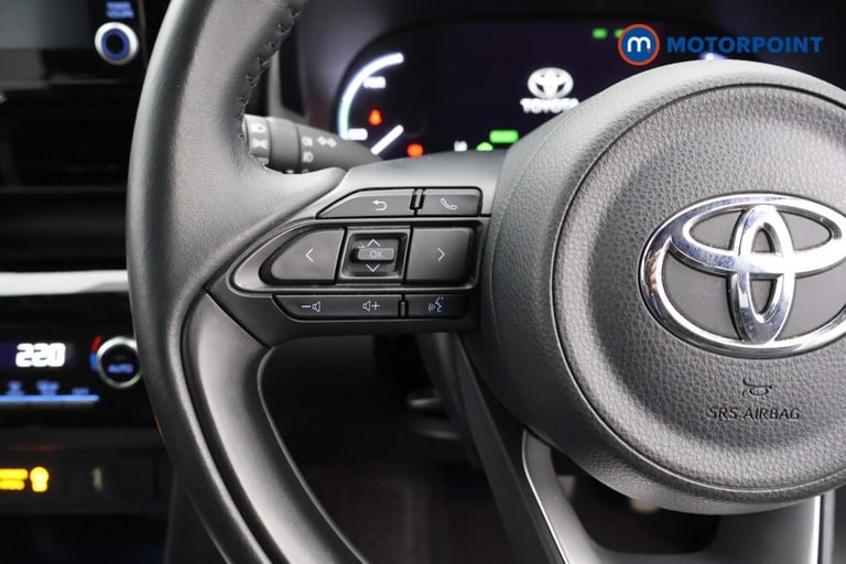 2023 Toyota Yaris Cross 1.5 Hybrid Design 5dr CVT Estate Hybrid Automatic