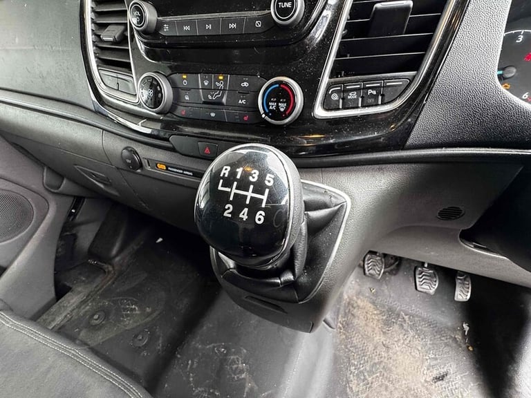 2022 Ford Transit Custom 2.0 EcoBlue 130ps Low Roof Limited Van PANEL VAN DIESEL Manual