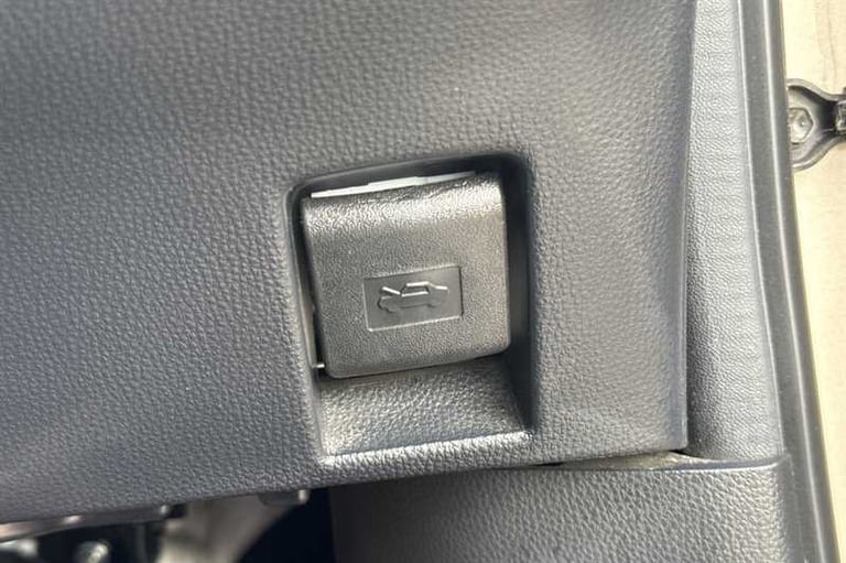 2022 Toyota Aygo X 1.0 VVT-i Edge Hatchback 5dr Petrol Manual Euro 6 (s/s) (72 ps) Hatchback Petr...