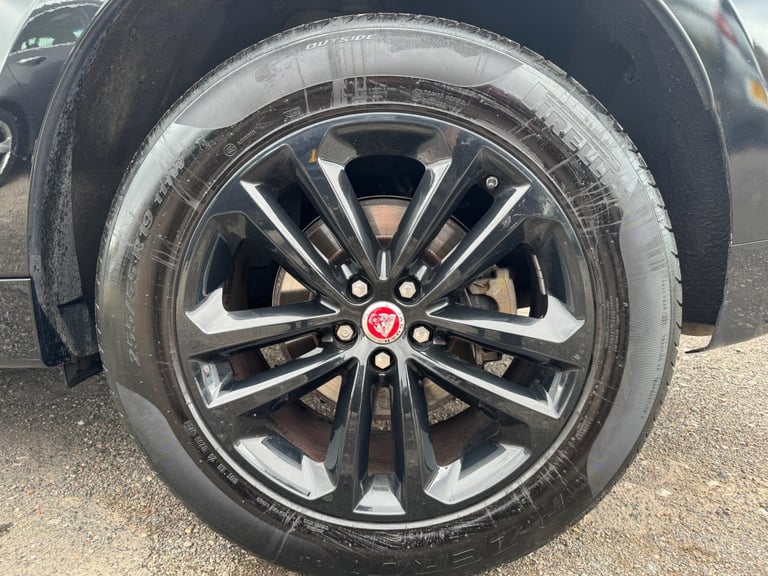 2019 Jaguar F-Pace 2.0d R-Sport 5dr Auto ESTATE DIESEL Automatic
