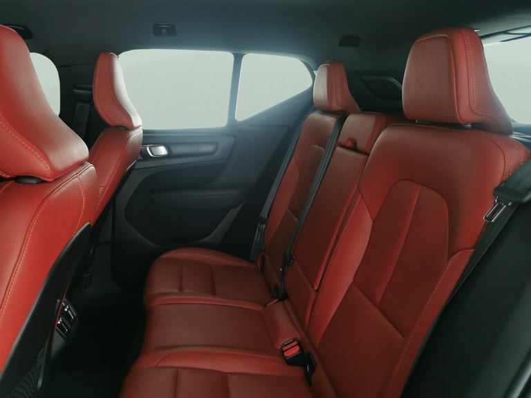 2020 Volvo XC40 1.5 T3 Inscription SUV 5dr Petrol Manual Euro 6 (s/s) (163 ps) - SENSUS SAT Suv P...