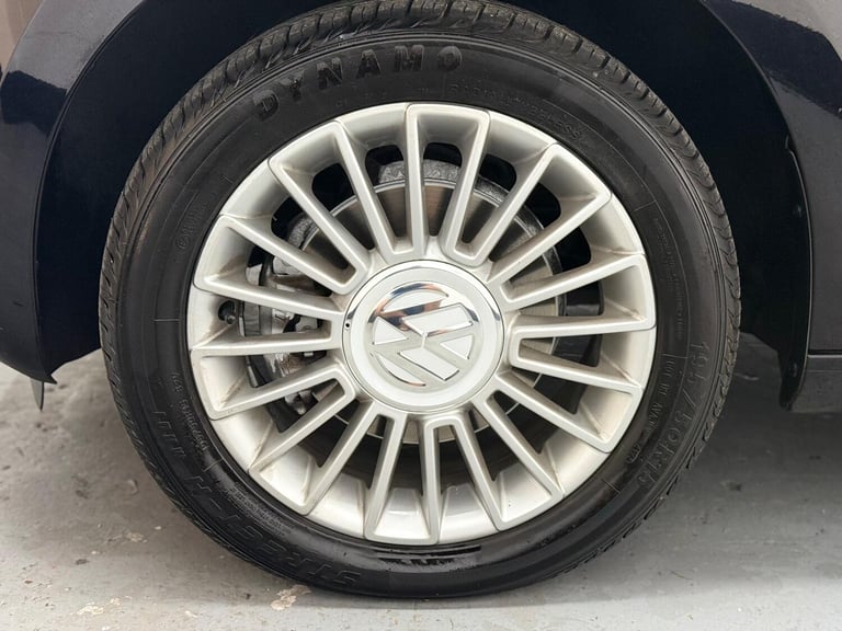 2014 Volkswagen 1.0 High UP! Petrol/Manual/5DR