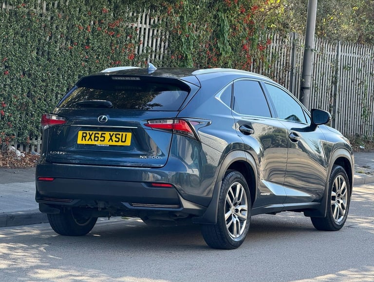 2015 Lexus NX 2.5 300h Luxury SUV 5dr Petrol Hybrid E-CVT 4WD Euro 6 (s/s) (197 ps) ESTATE Petrol...