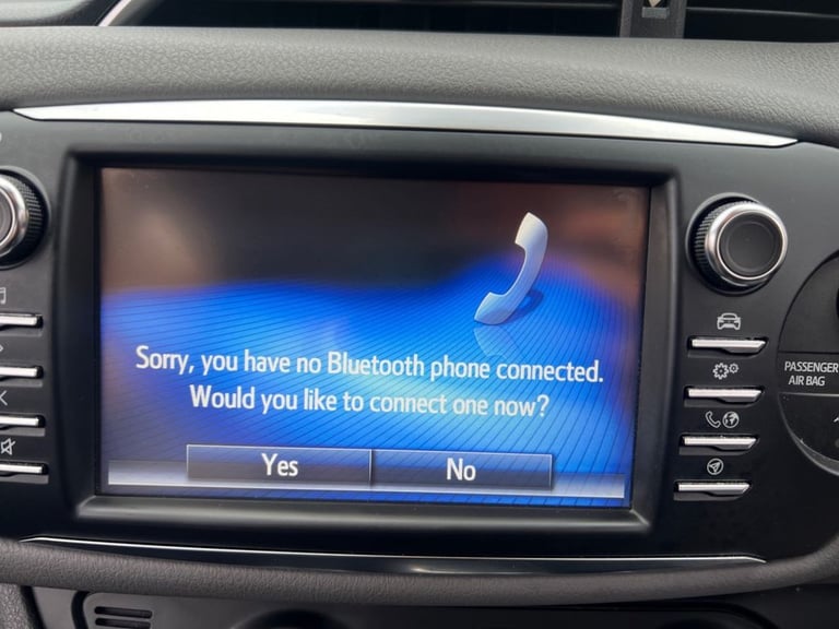 2019 Toyota Yaris 1.5 VVT-i Icon Tech 5dr HATCHBACK PETROL Manual