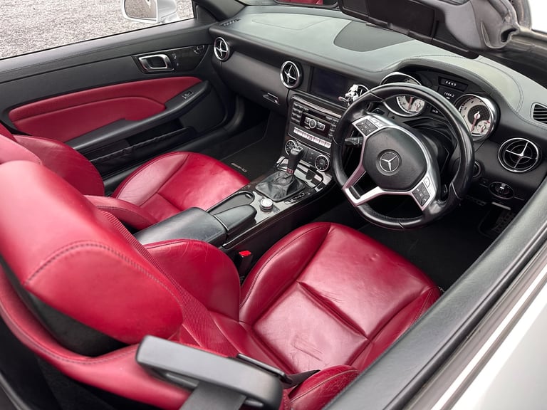 Mercedes-Benz, SLK200, AMG Sport Pack, Convertible, 2011, Semi-Auto, 1796 (cc), 2 doors
