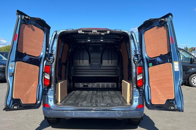 2025 Ford Transit Custom 2.0 EcoBlue 136ps H1 Van Limited PANEL VAN DIESEL Manual