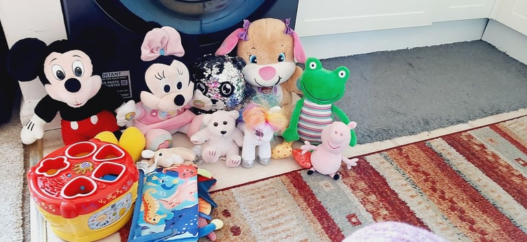 Toys Mickey and Minnie Mouse, puzzle, cash till