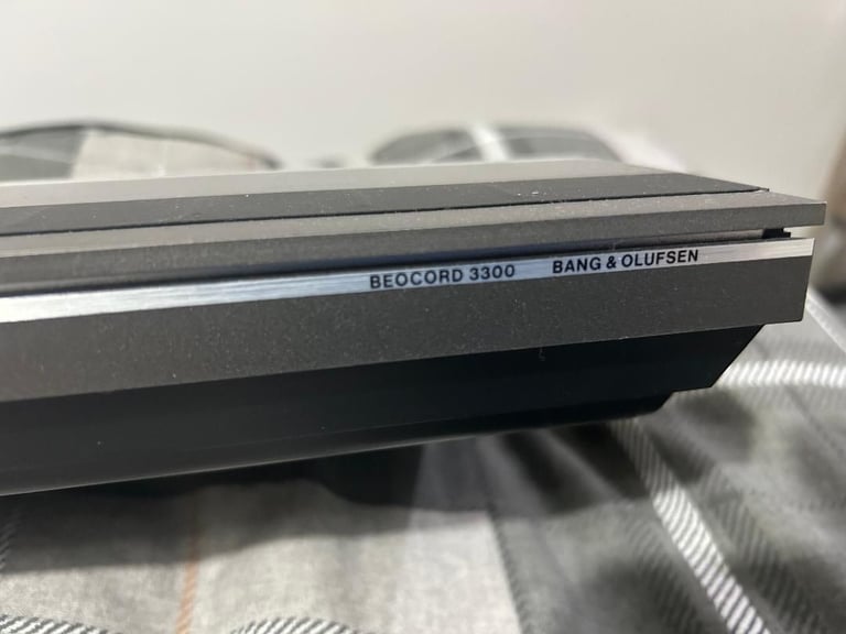  PENDING. B&O Bang & Olufsen Beocord 3300 HX PRO tape cassette deck (suspected belt failure)