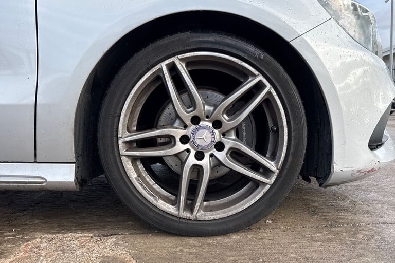 2016 Mercedes-Benz A-Class A180 AMG Line 5dr Auto HATCHBACK PETROL Automatic