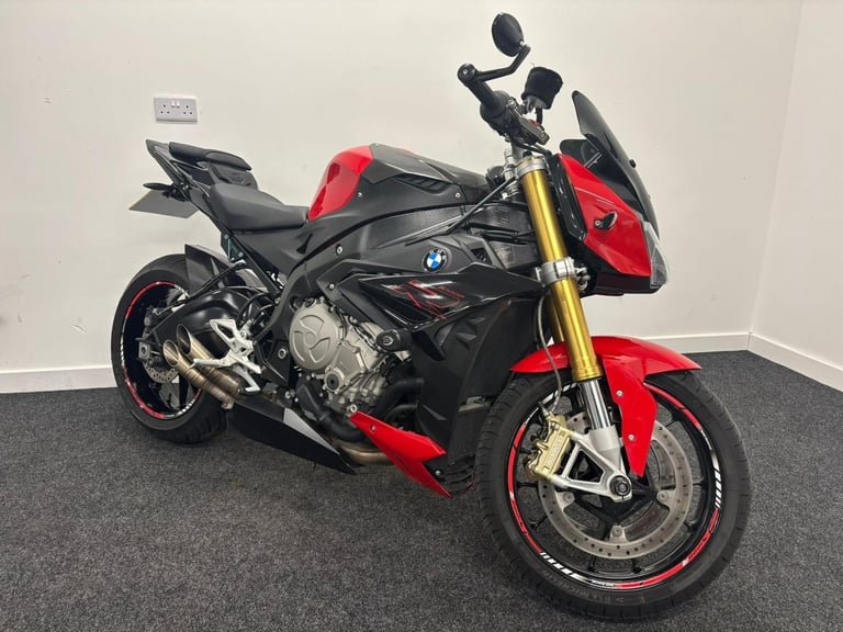 BMW S1000R SPORT ** GP PRO RACE EXHAUST - CRUISE CONTROL - ABS **