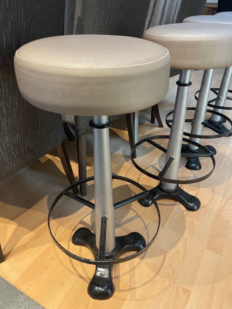 Bar stools x4 | in Leicester, Leicestershire | Gumtree