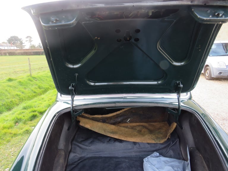 1968 Jaguar 420 4.2 MOD MANUAL Saloon Petrol Manual