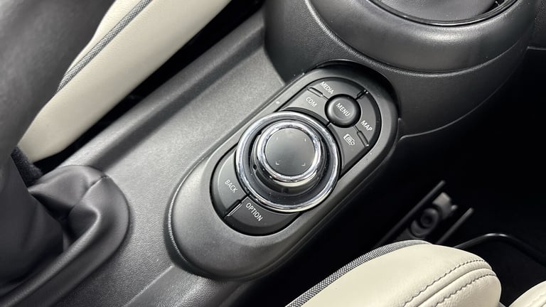 2023 MINI Hatch 1.5 Cooper Exclusive 5dr Auto Petrol Hatchback Hatchback Petrol Automatic