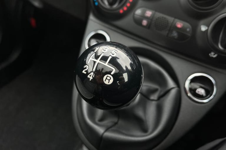 2018 Fiat 500 1.2 Lounge 3dr HATCHBACK PETROL Manual