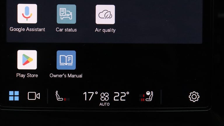 2025 Volvo XC40 B4 (P) Ultra Bright (Sunroof, Pilot Assist, BLIS, Leather) ESTATE Petrol/Electric...
