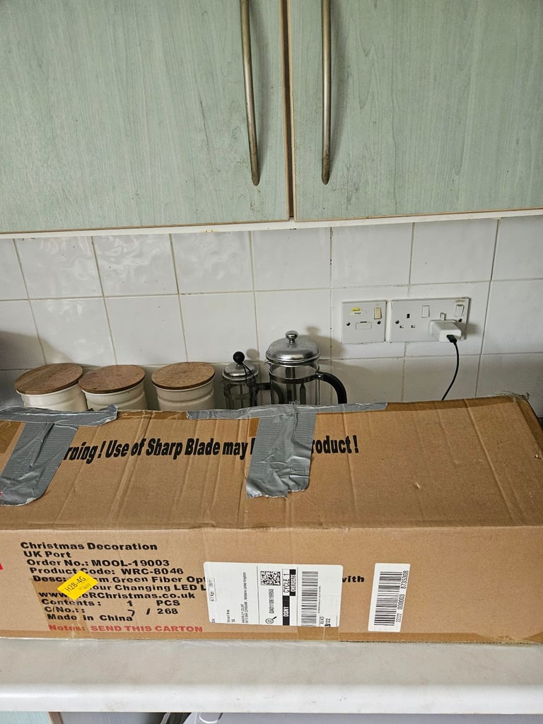 FREE TO COLLECTOR - Fibre Optic Christmas Tree