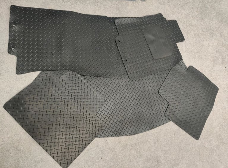 image for Nissan X-trail car mats and boot liner