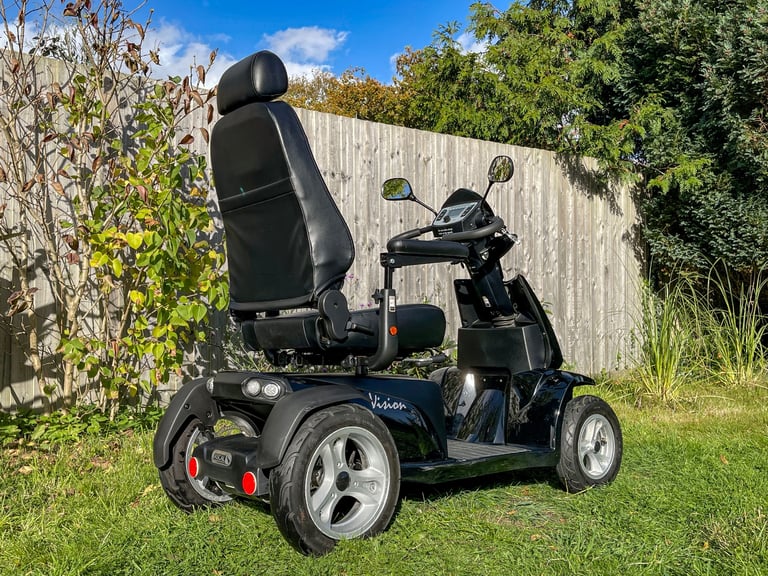 Rascal Vision 8mph Mobility Scooter 100% BATTERIES Only 0.9 Hours Use! Was £3995