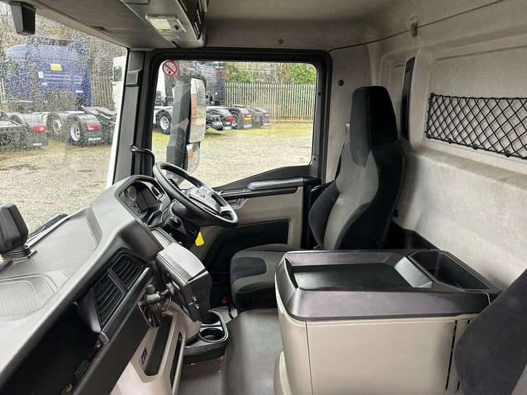 MAN TGL 8.190 7.5-TONNE DROPSIDE FLAT 2022 – BV22 FRL