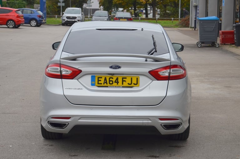 2014 Ford Mondeo 2.0 TDCi 180 Titanium 5dr HATCHBACK Diesel Manual