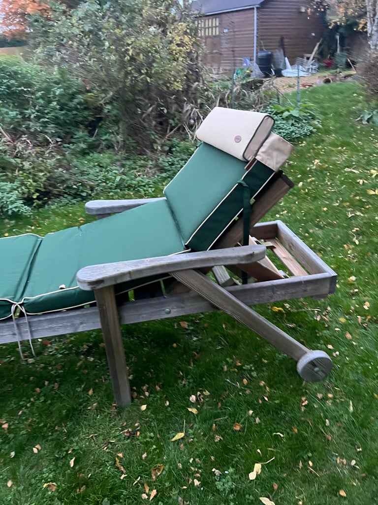 Bespoke top quality sun lounger and cushions 