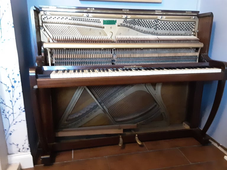 Dagmar piano 
